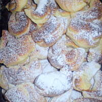 Rogaliki krucho-drozdzowe