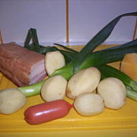 Ziemniaczana zapiekanka - tania i prosta