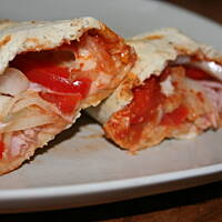 MAX - pierogi drożdżowe z serem i szynką kasiuli