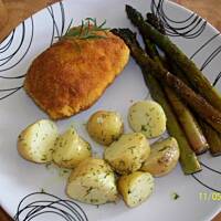 Schabowy z pieczarkami i szparagami