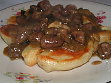 Fot. monisia_ze_szczecina, Gulasz z serc na kopytkach