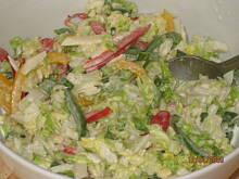 Fot. Netka Anetka, Surowka z pekinka papryka i jablkiem ze o czosnku