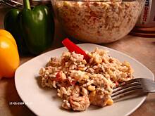 Fot. Mloda, Sałatka ryżowa z kurczakiem i słonecznikiem