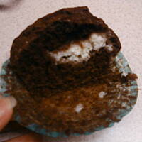 Muffinki mocno czekoladowe z białym serkiem