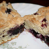 Niebianskie Ciasto z Jagodami i Kruszonka