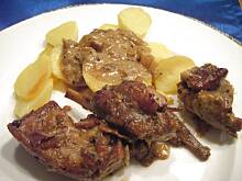 Fot. Glumanda, Królik w smietanie z grzybami