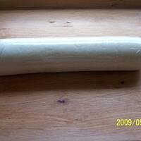 Rolada z łososia i sera mozzarella na rucoli