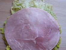 Fot. Gosia_523, Ruloniki z szynki i kapusty pekinska