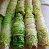 Ruloniki z szynki i kapusty pekinska