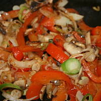 Potrawka drobiowa w sosie słodko -kwaśnym kasiuli