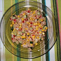 lekka sałatka z  tuńczykiem