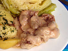 Fot. bahus, Żołądki z kurczaka w sosie śmietanowym