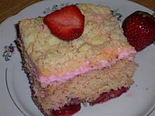 Fot. niebieska-różyczka, Ciasto różowe z truskawkami wg Różyczki