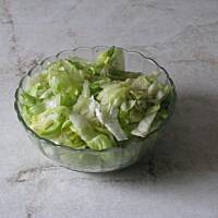 Sałata lodowa po francusku