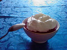 Fot. monisia_ze_szczecina, puszysta pianka z galaretką i owocami