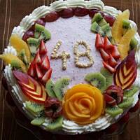 Tort podwójnie truskawkowy