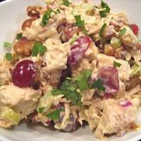 Sałatka z kurczakiem i winogronami