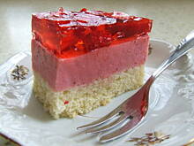 Fot. bing_translator, Strawberry cake