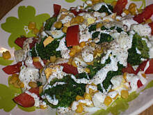 Fot. niebieska-różyczka, Sałatka z brokułem i jajkiem super wg Różyczki