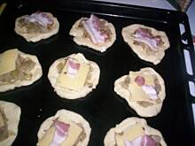 Fot. Mantu, Placuchy z cebulą