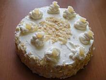 Fot. Anastazjon, pyszny tort śmietankowo-ananasowy