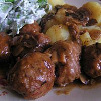 Pulpeciki w sosie grzybowym