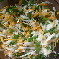 Surówka z białej rzodkwi