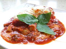 Fot. ilka76, Piersi z kurczaka w pomidorowym sosie