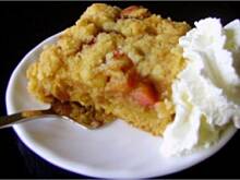 Fot. toskaniau, Ciasto rabarbarowe z kruszonką