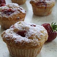 Muffinki z owocami i kruszonką