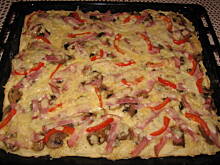 Fot. magpie101, Pizza domowa na cieście drożdżowym