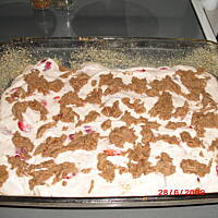 Ciasto z truskawkami i posypką