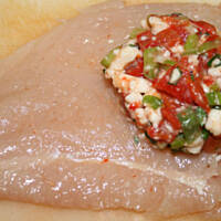 Piersi kurczaka faszerowane po grecku