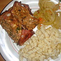 Pieczeń rzymska obłożona boczkiem