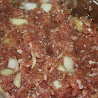 Klopsy z makaronem w grzybowym sosie kasiuli