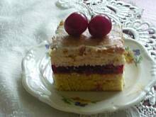 Fot. onlyred, Wiśniowo-kokosowa słodycz