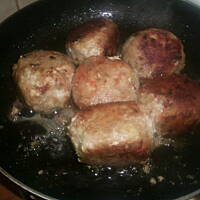 Klopsy z fetą i pieczarką kasiuli