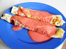 Fot. agacia, Naleśniki serowo-czekoladowe z truskawkami