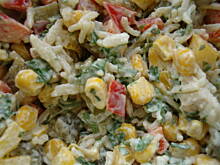 Fot. emeska1974, Sałatka ryżowa z kurczakiem kukurydzą i papryką