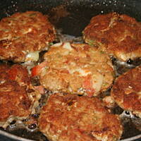 Kotlety mielone z serem wędzonym pomidorem kasiuli