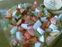 Fot. kaha87ha, sałatka owocowa w dwóch wariantach