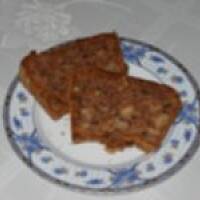 babka cynamonowa z jabłkami i orzechami