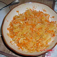 Surówka z kiszonej kapusty pokoleniowa