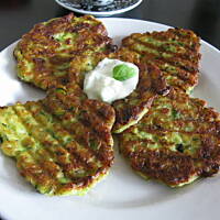 placuszki z cukini i fety