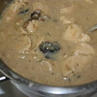 Duszona pierś w sosie grzybowo koperkowym kasiulii