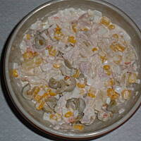 salatka z wedzonego kurczaka z curry