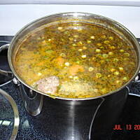 Zupa z pulpecikami po grecku