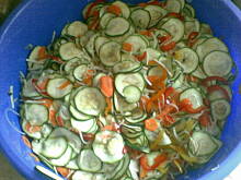 Fot. kaha87ha, sałatka z cukini do słoika