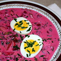 Chłodnik z botwinki według przepisu Zawiślaczki