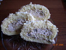 Fot. czarnula, Rolada bananowa z bitą śmietaną